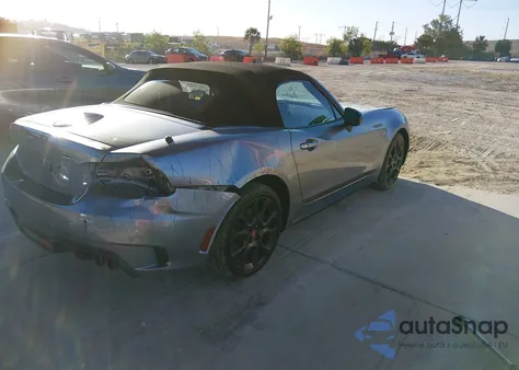 2017 Fiat 124 Spider Elaborazione Abarth z USA, uszkodzony, nr VIN JC1NFAEKXH0119574